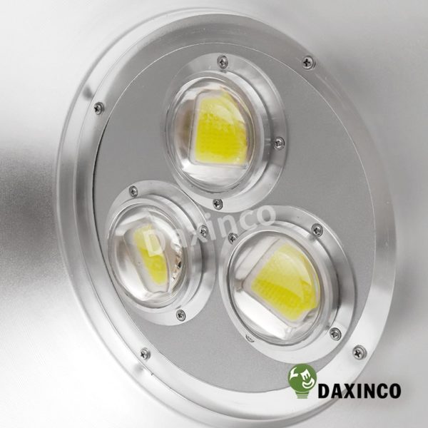 Đèn led nhà xưởng 150w Daxinco kiểu ba trụ 3
